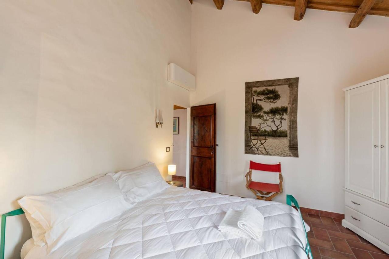 Grande Villa Storica Per Vacanze Con Giardino Privato E Piscina Ostra Zewnętrze zdjęcie