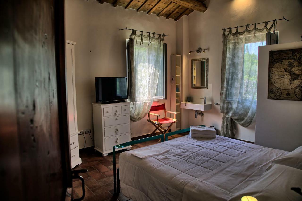 Grande Villa Storica Per Vacanze Con Giardino Privato E Piscina Ostra Zewnętrze zdjęcie