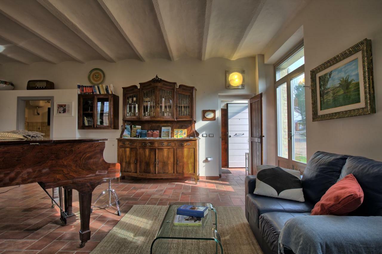 Grande Villa Storica Per Vacanze Con Giardino Privato E Piscina Ostra Zewnętrze zdjęcie
